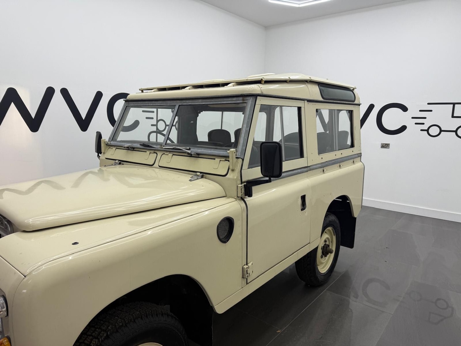 Used Land Rover Other 1983 for sale - 76638742: Photo 4