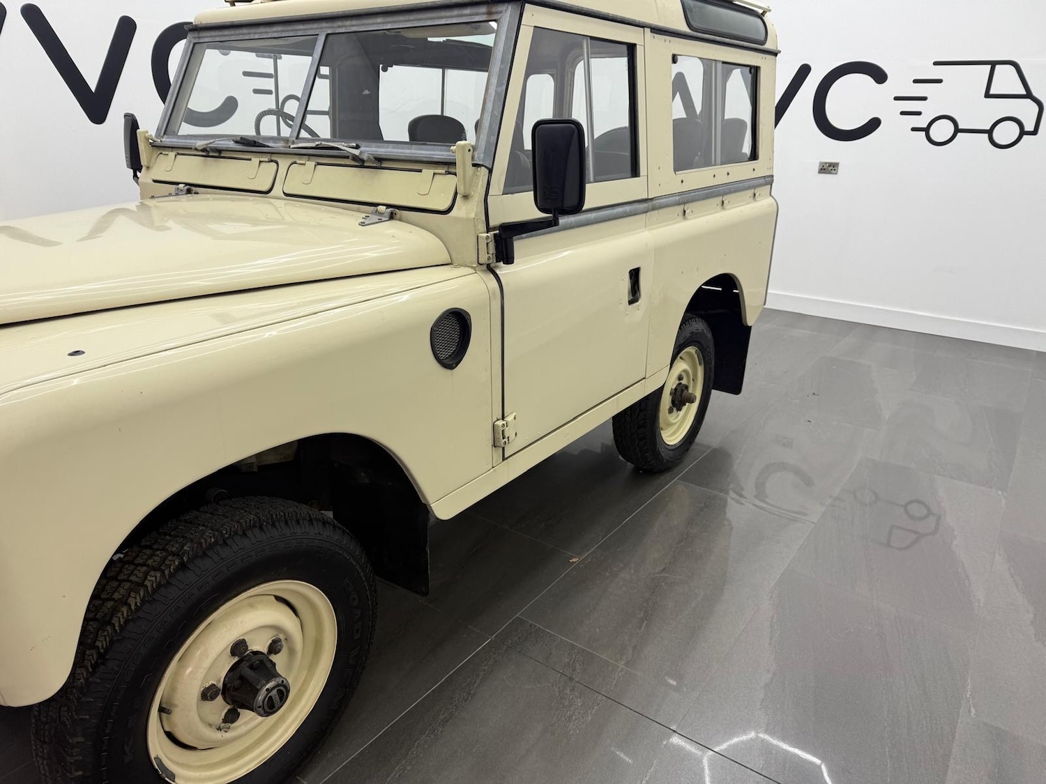 Used Land Rover Other 1983 for sale - 76638742: Photo 5