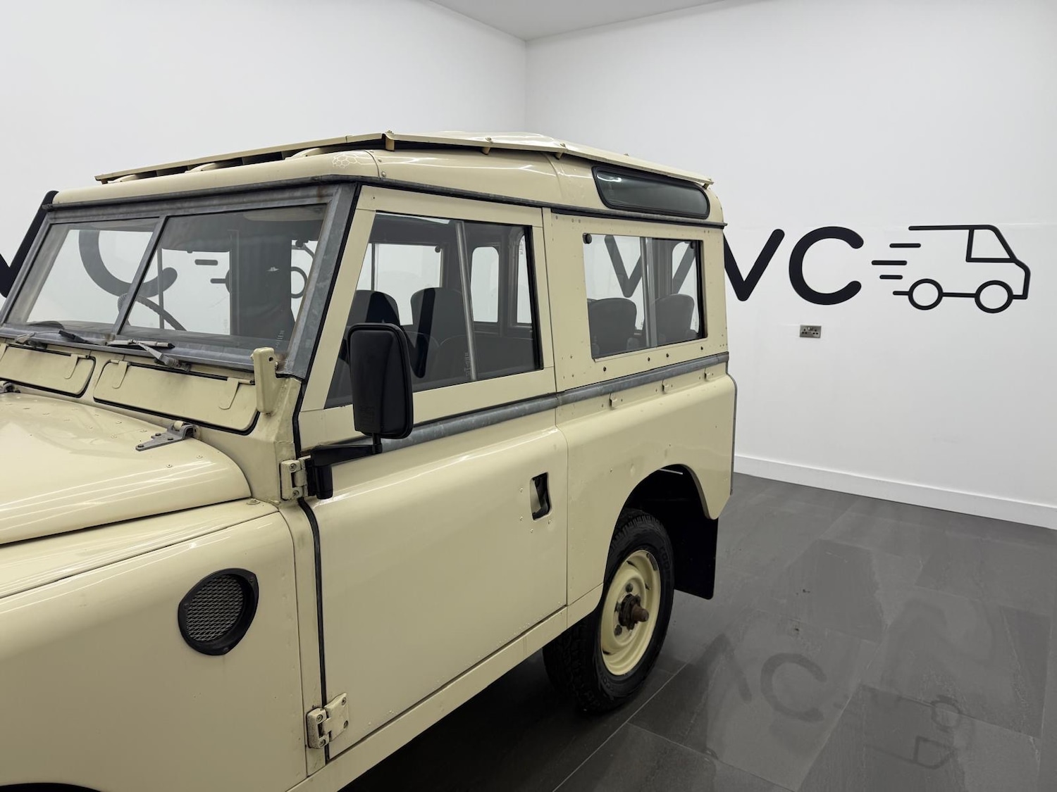 Used Land Rover Other 1983 for sale - 76638742: Photo 6
