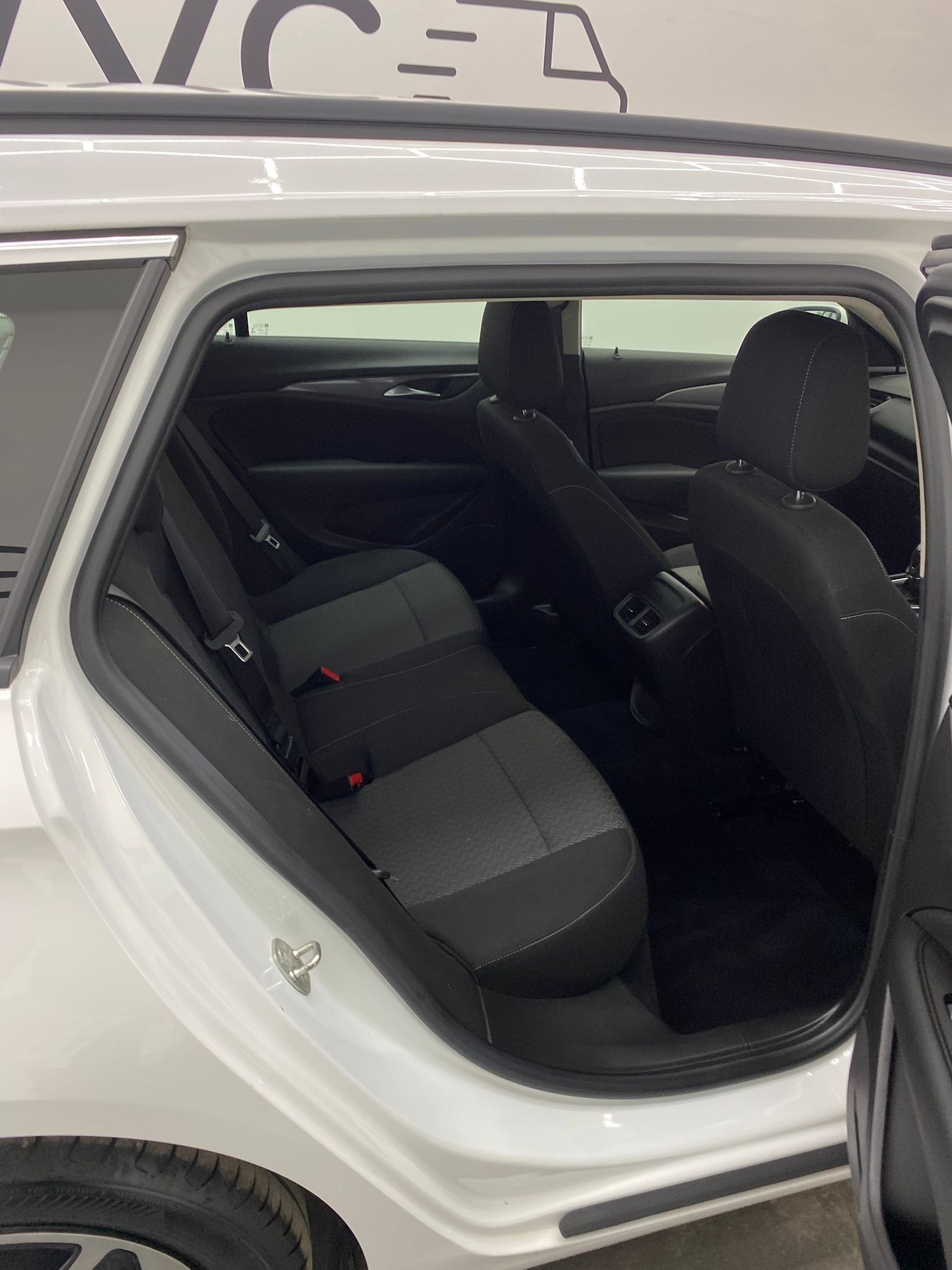 Used Vauxhall Insignia 2018 for sale - 76673125: Photo 21