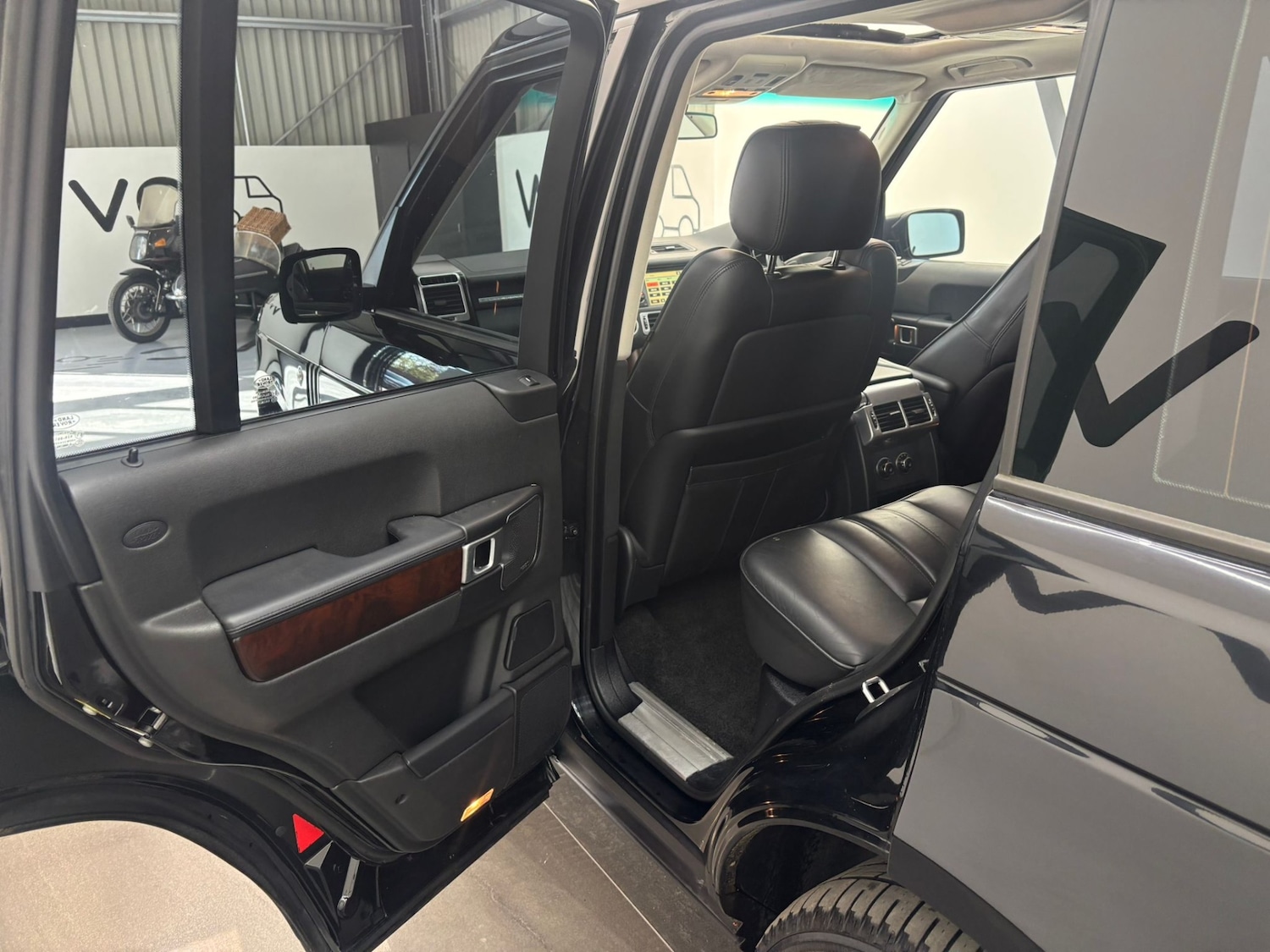 Used Land Rover Range Rover 2008 for sale - 77932089: Photo 15