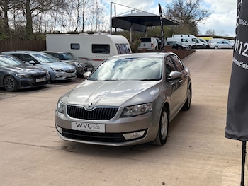 Used Skoda Octavia 2014 for sale - 77902762: Photo