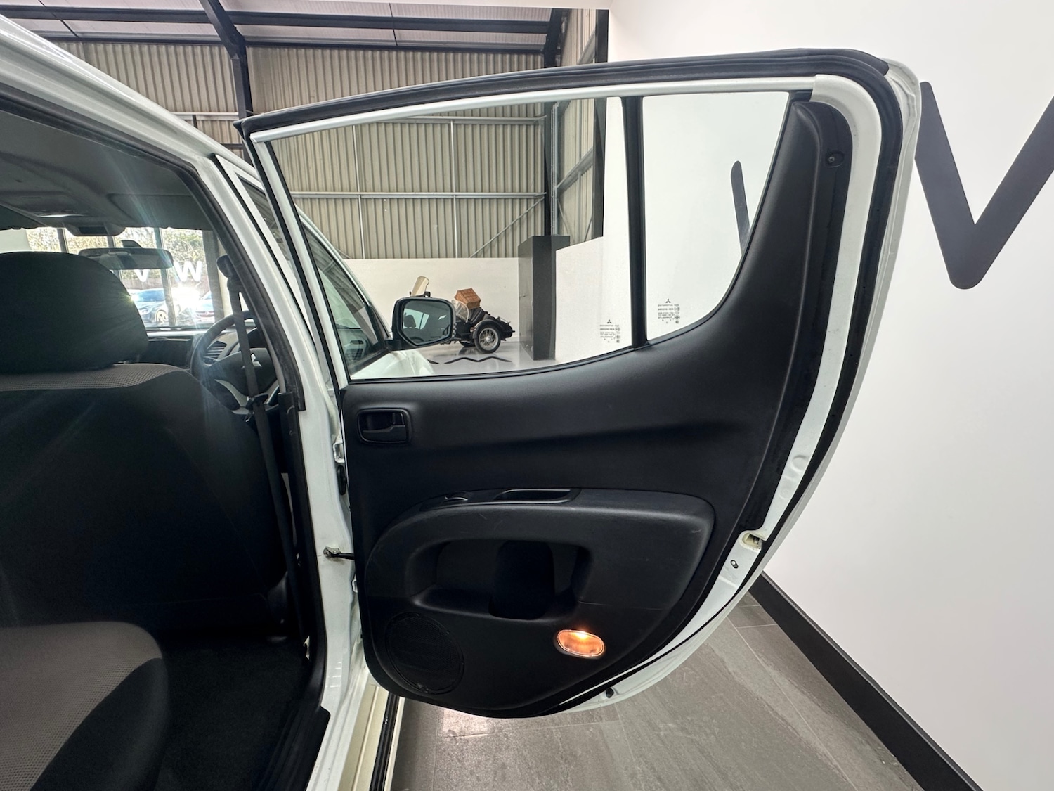 Used Mitsubishi L200 2015 for sale - 77432697: Photo 17