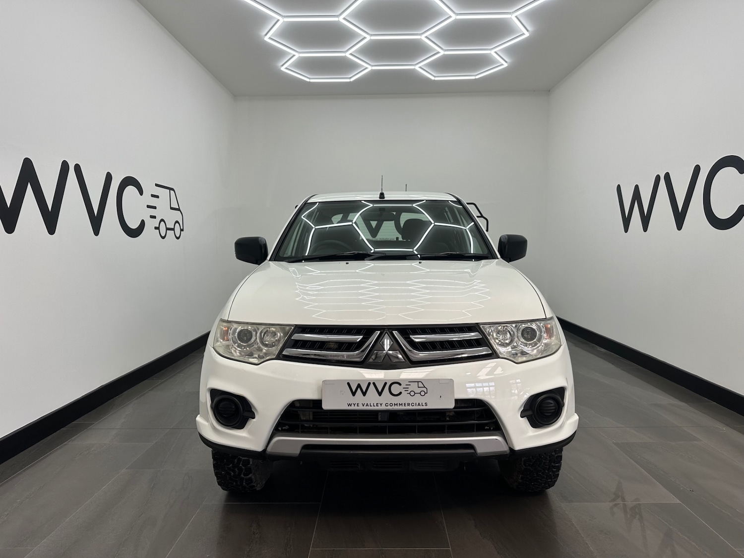 Used Mitsubishi L200 2015 for sale - 77432697: Photo 2