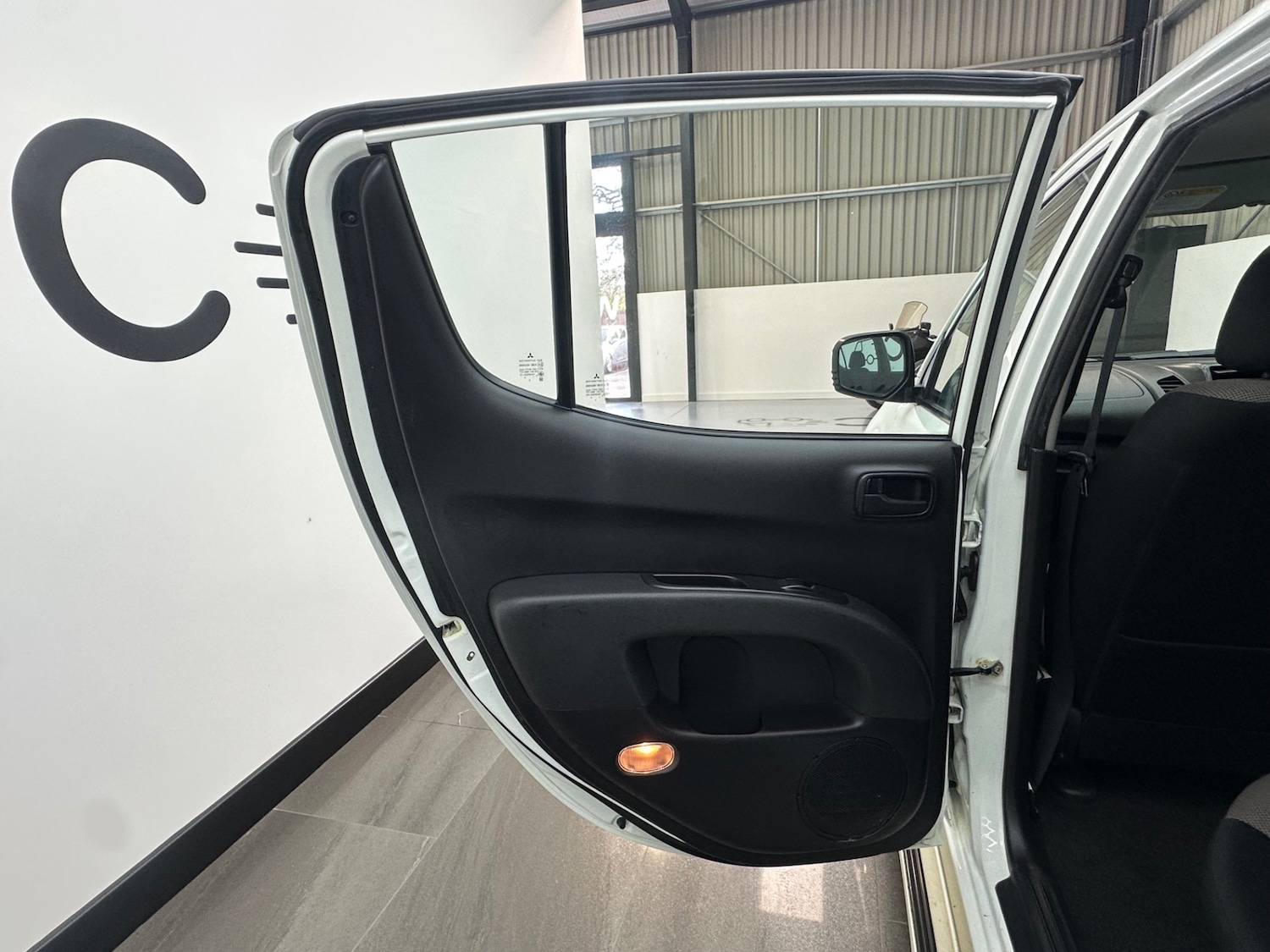 Used Mitsubishi L200 2015 for sale - 77432697: Photo 8