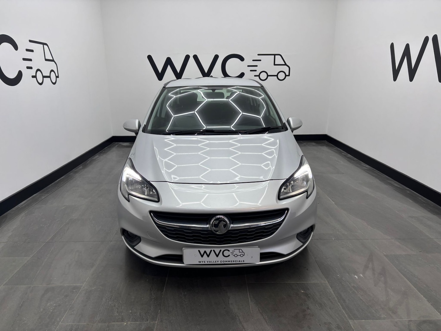 Used Vauxhall Corsa 2015 for sale - 77258817: Photo 2