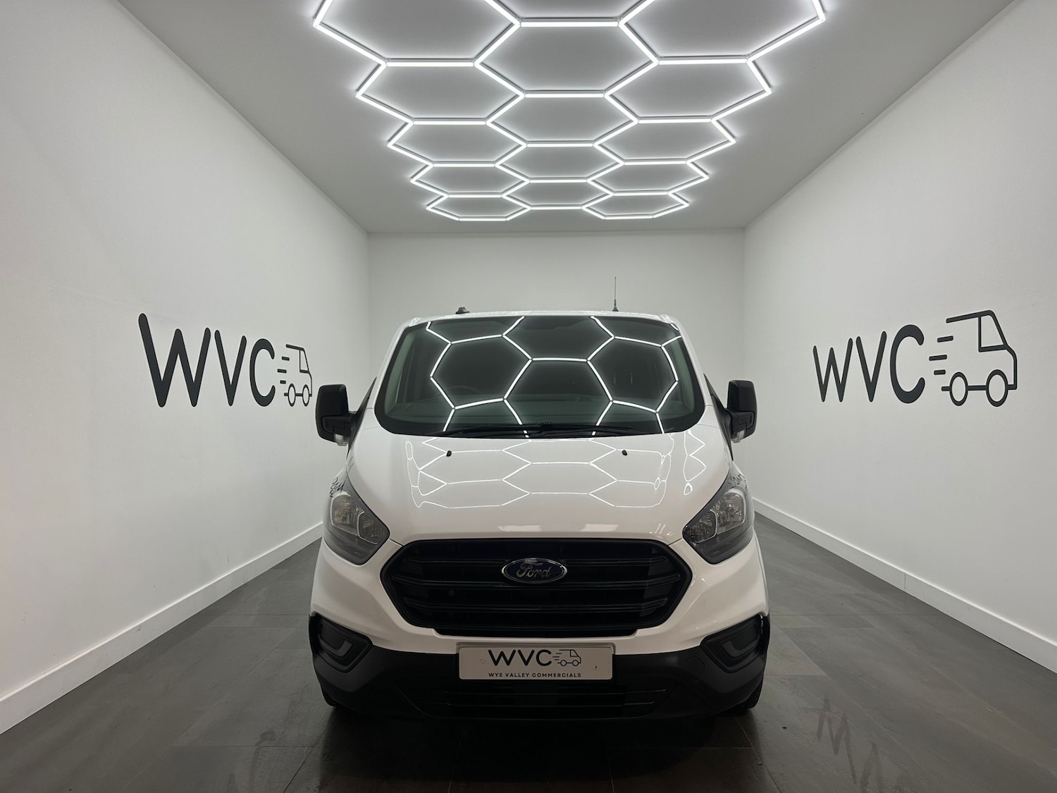 Used Ford Transit Custom 2019 for sale - 76626071: Photo 2