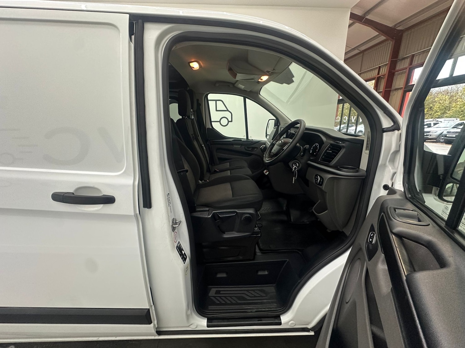 Used Ford Transit Custom 2019 for sale - 76626071: Photo 24