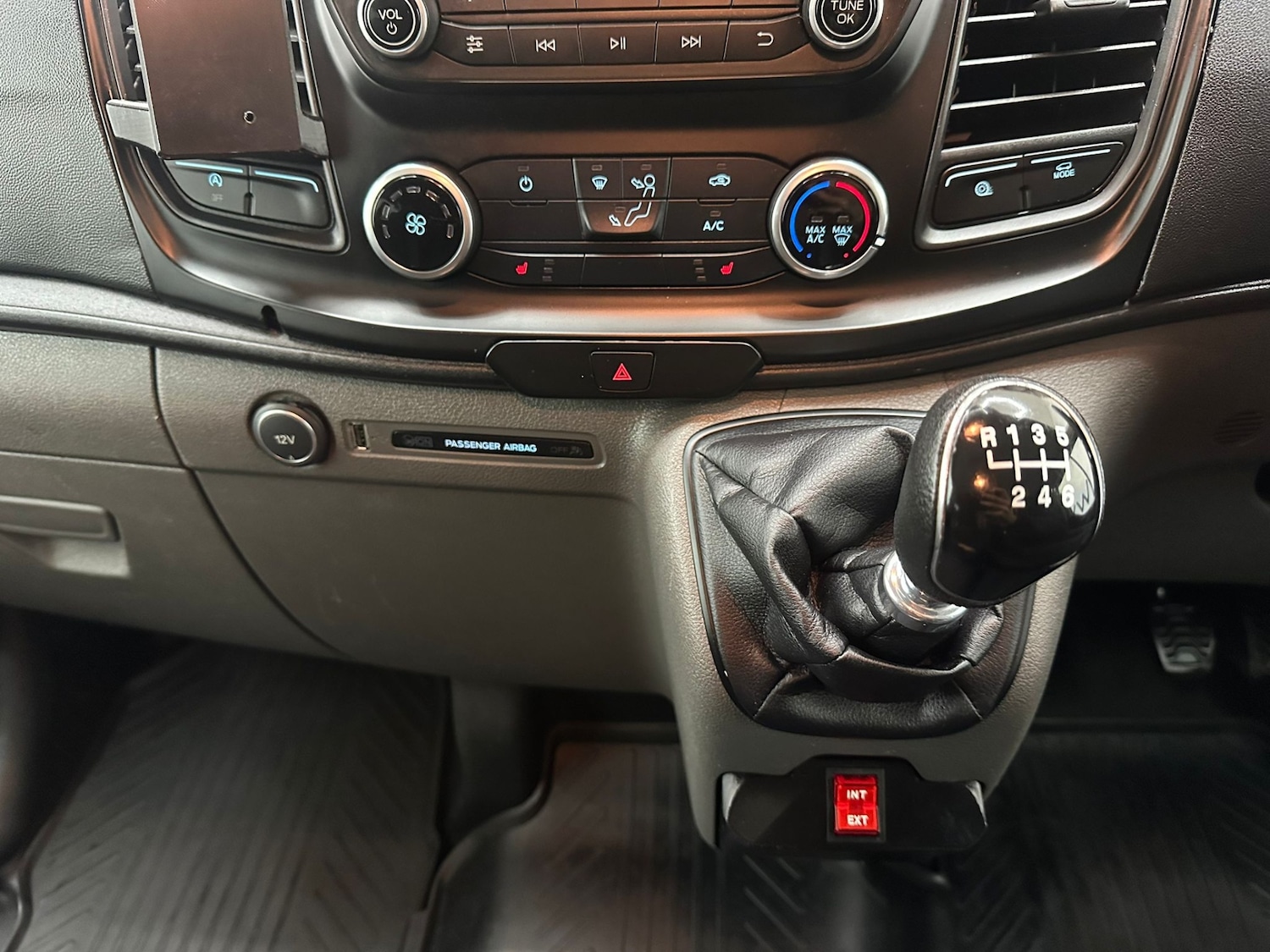 Used Ford Transit Custom 2019 for sale - 76626071: Photo 32