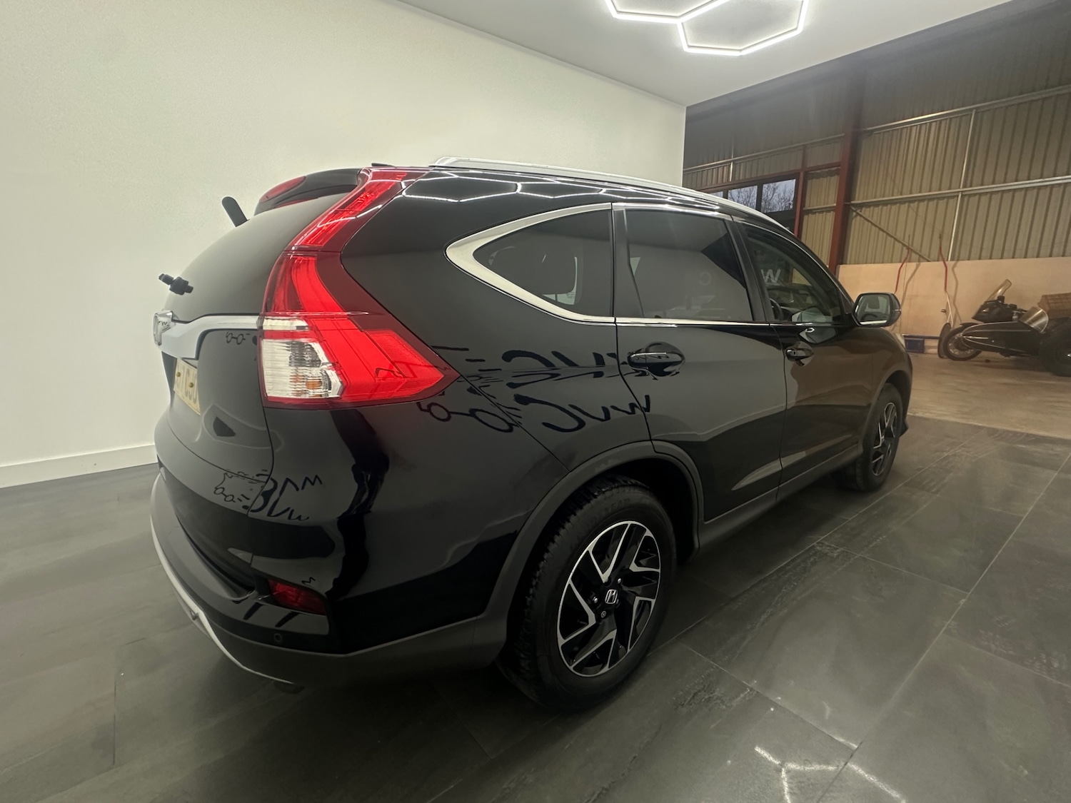 Used Honda CR-V 2017 for sale - 77032832: Photo 17