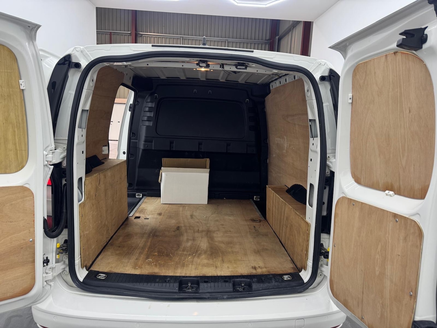 Used Volkswagen Caddy 2021 for sale - 76637318: Photo 11