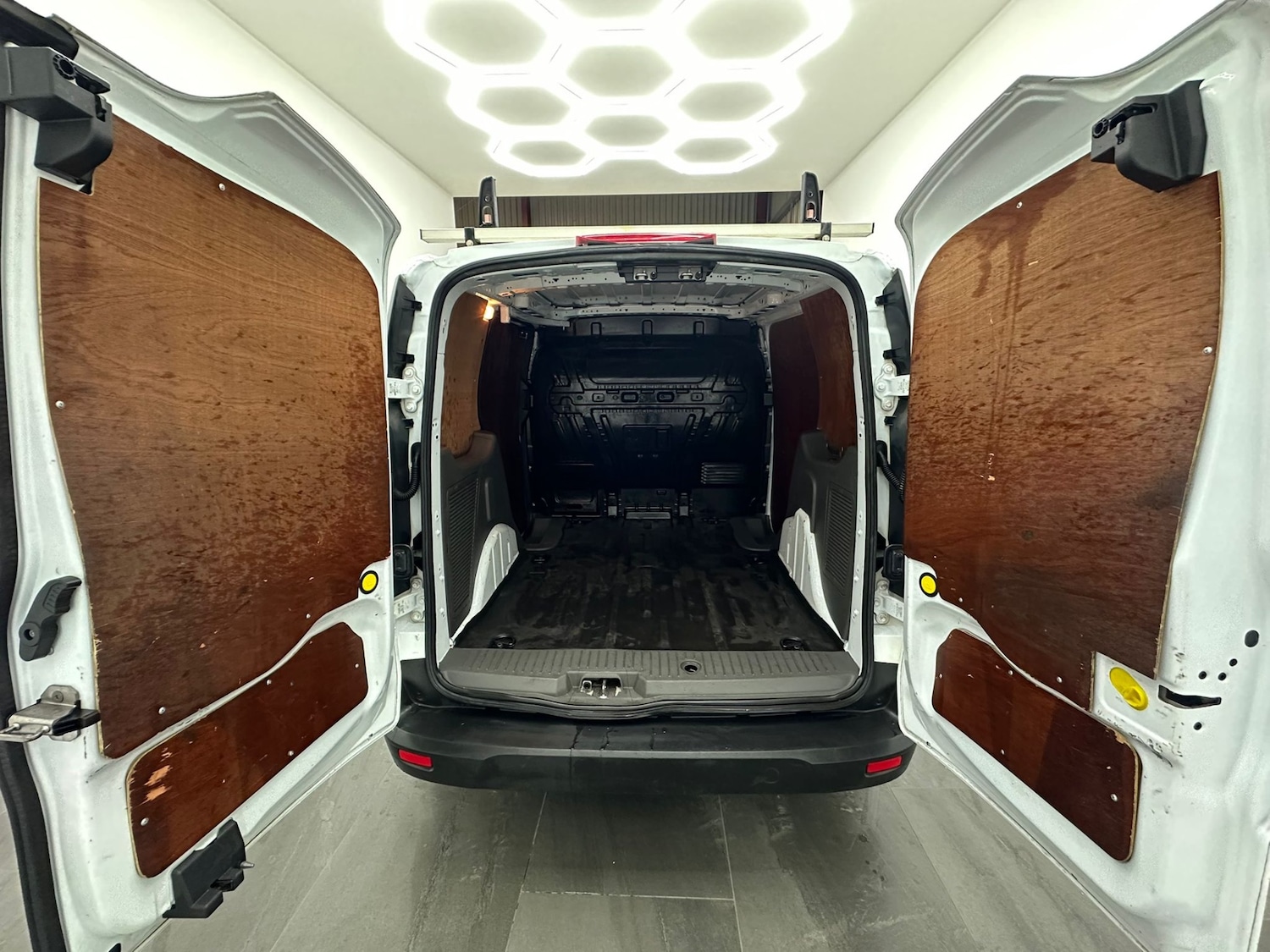 Used Ford Transit Connect 2021 for sale - 76627049: Photo 11