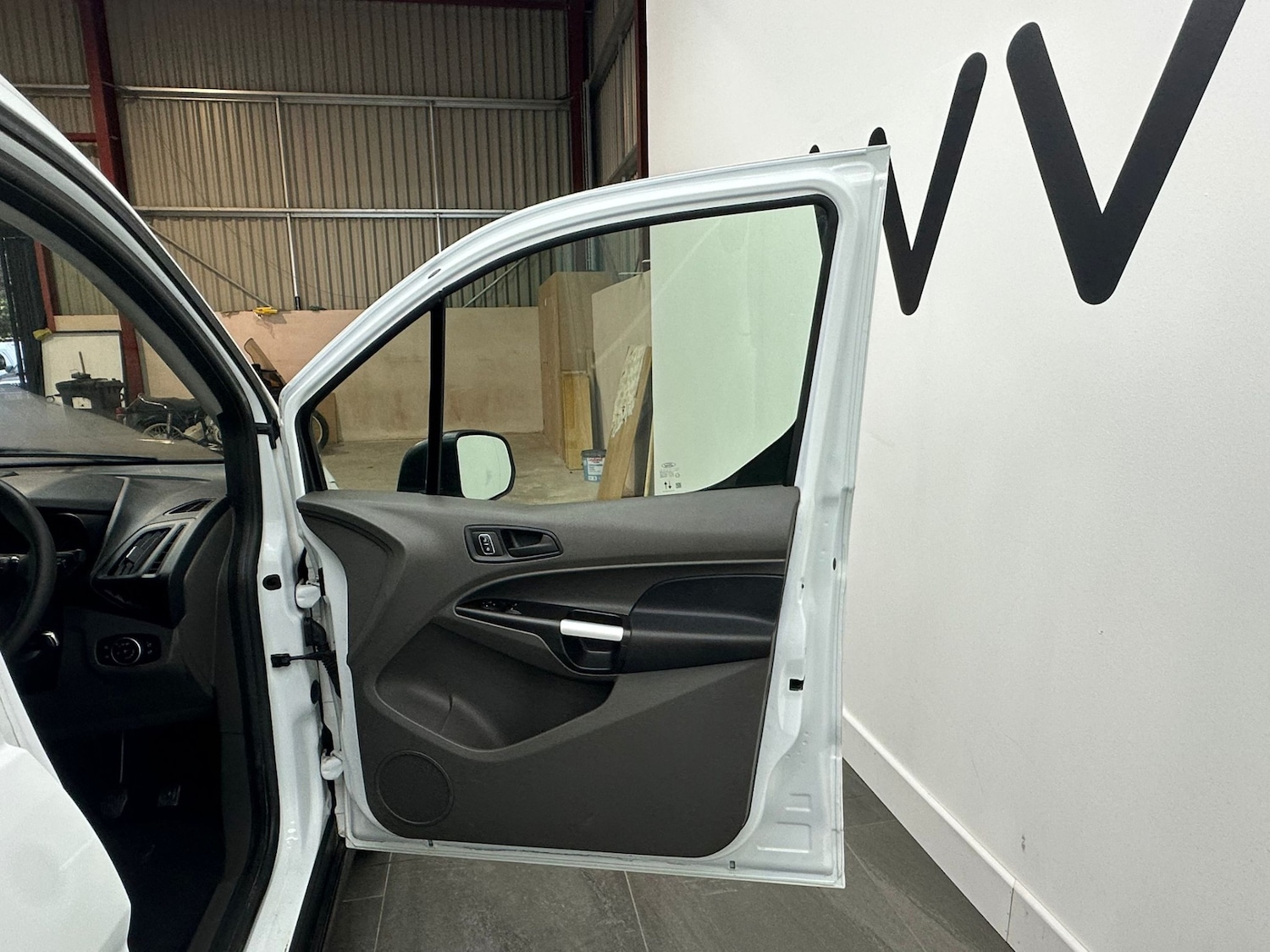 Used Ford Transit Connect 2021 for sale - 76627049: Photo 17