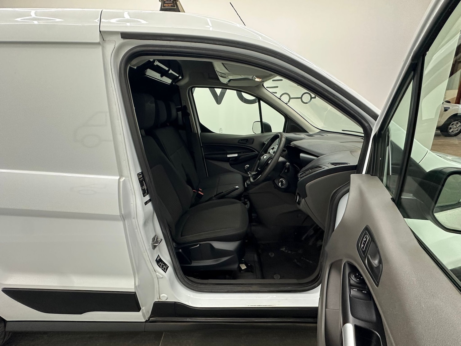 Used Ford Transit Connect 2021 for sale - 76627049: Photo 18