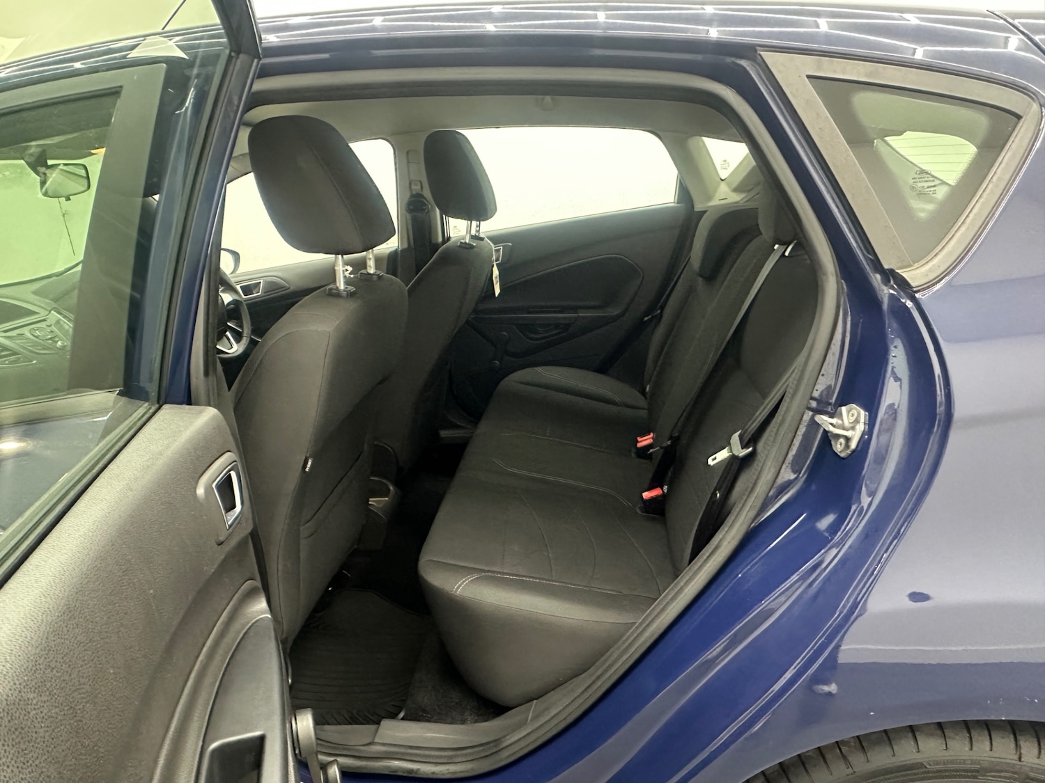 Used Ford Fiesta 2015 for sale - 76858631: Photo 9