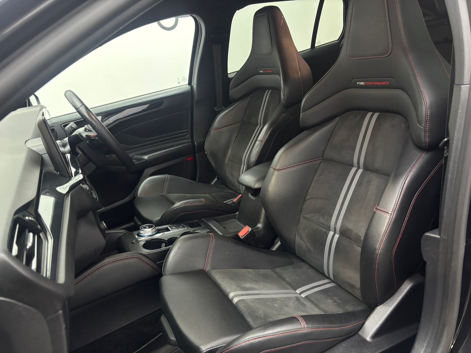 Used Ford Focus 2022 for sale - 76673166: Photo 14