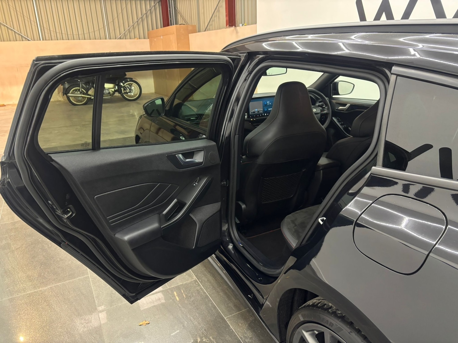 Used Ford Focus 2022 for sale - 76673166: Photo 17