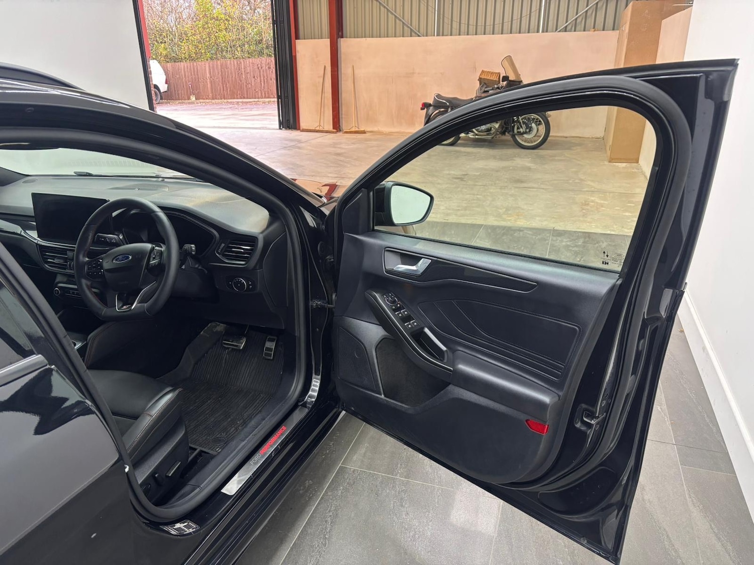 Used Ford Focus 2022 for sale - 76673166: Photo 31