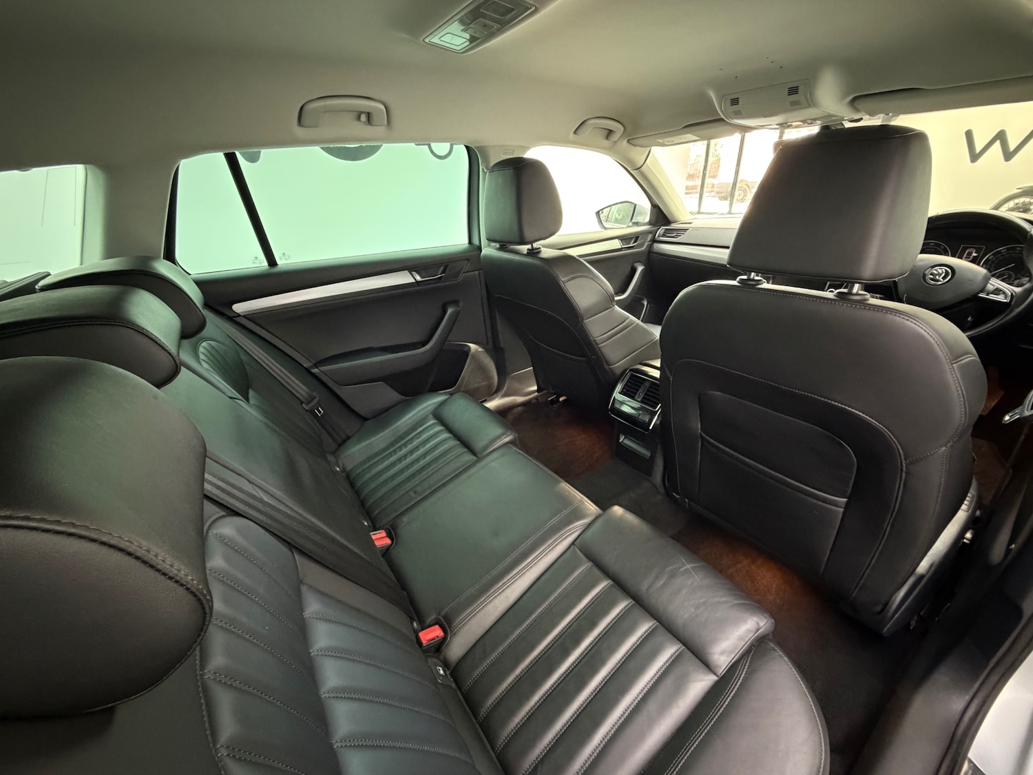 Used Skoda Superb 2016 for sale - 77947285: Photo 22