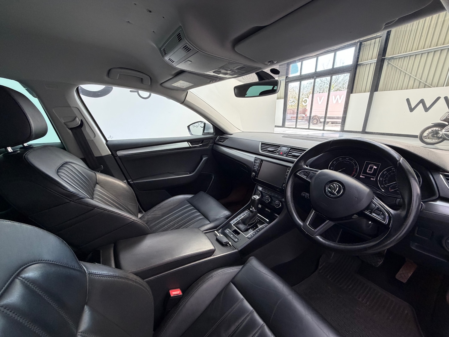 Used Skoda Superb 2016 for sale - 77947285: Photo 26