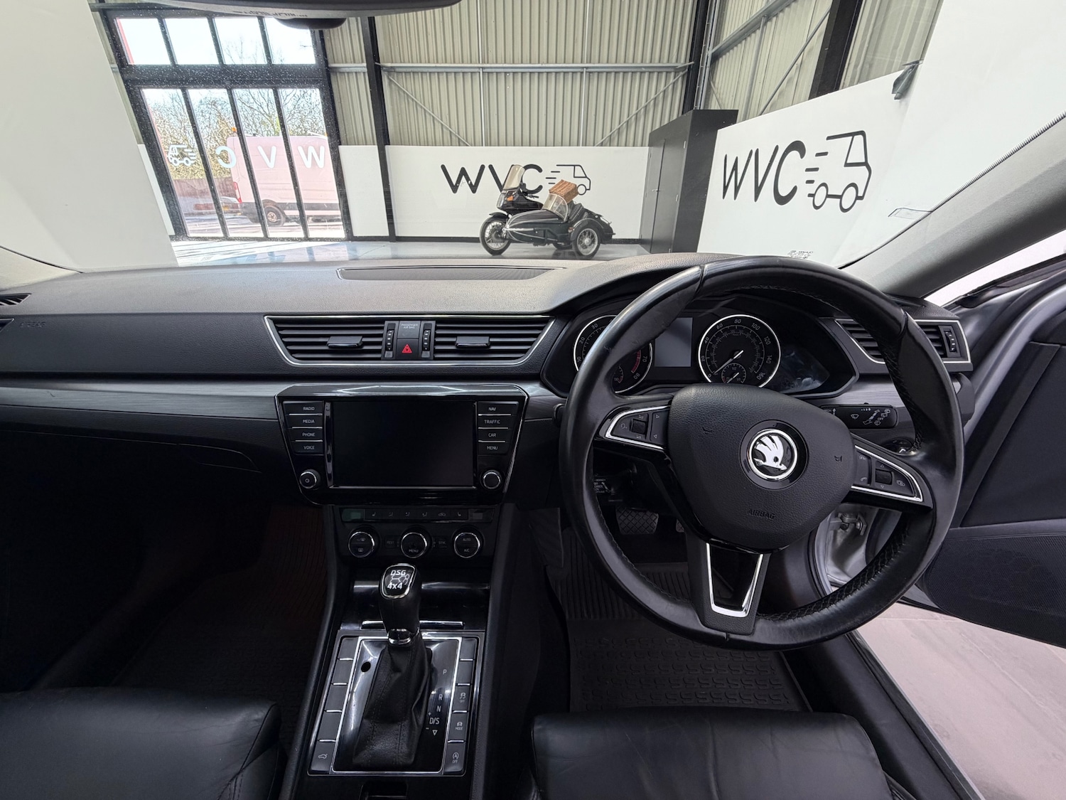 Used Skoda Superb 2016 for sale - 77947285: Photo 28