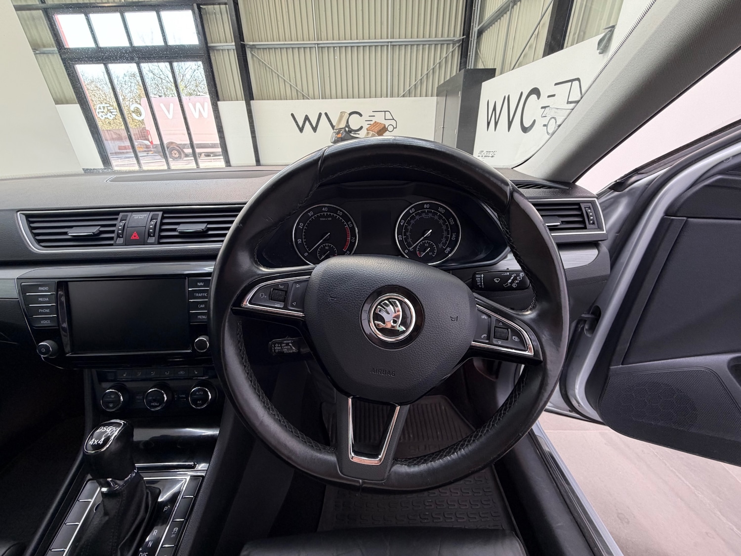 Used Skoda Superb 2016 for sale - 77947285: Photo 30