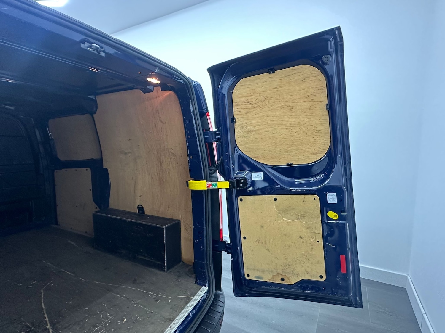 Used Ford Transit Custom 2018 for sale - 76626786: Photo 11