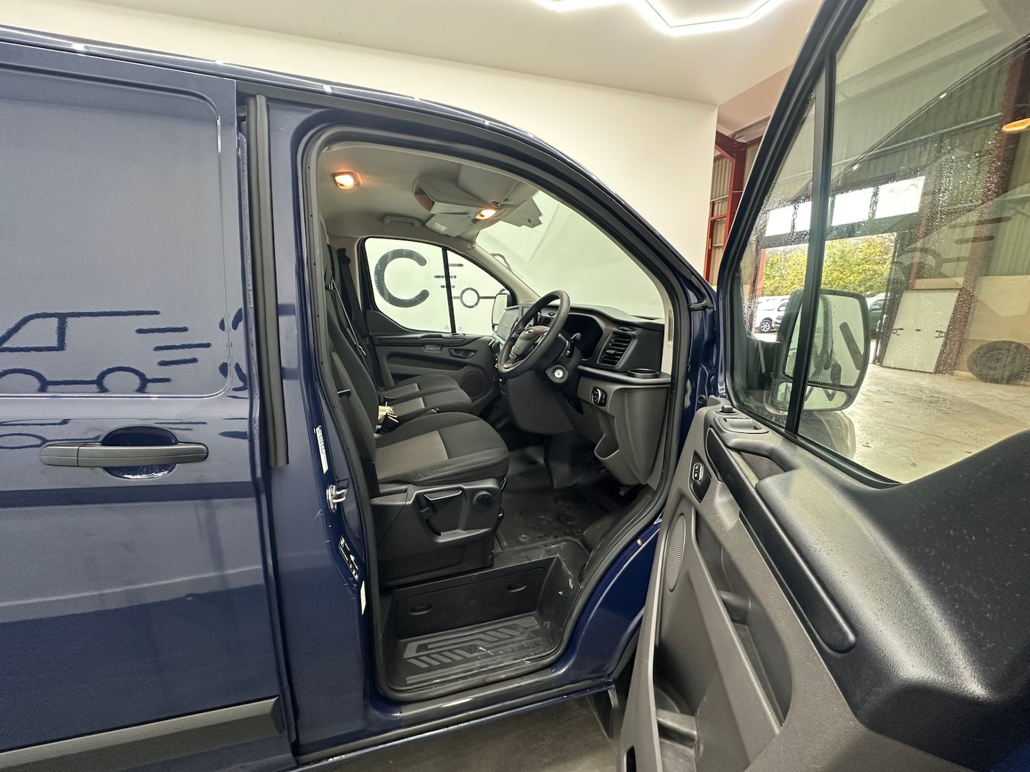 Used Ford Transit Custom 2018 for sale - 76626786: Photo 18