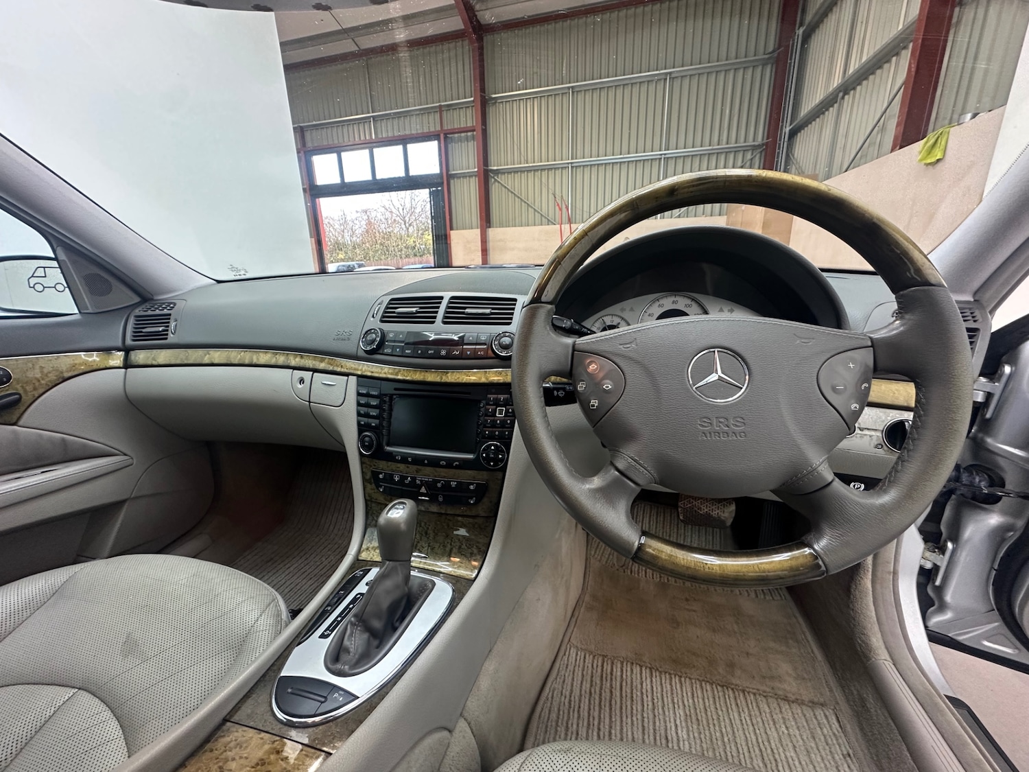 Used Mercedes-Benz E Class 2005 for sale - 76831740: Photo 27