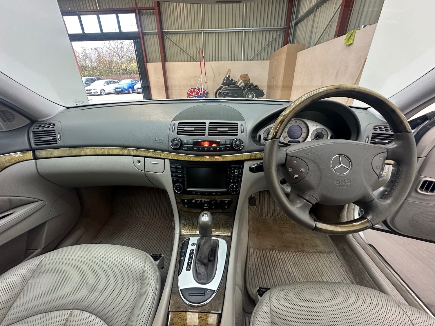 Used Mercedes-Benz E Class 2005 for sale - 76831740: Photo 28