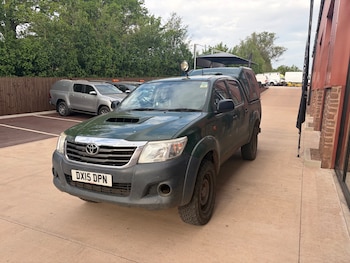 Used Toyota Hilux 2015 for sale - 78452498: Photo