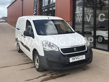 Used Peugeot Partner 2017 for sale - 77902732: Photo