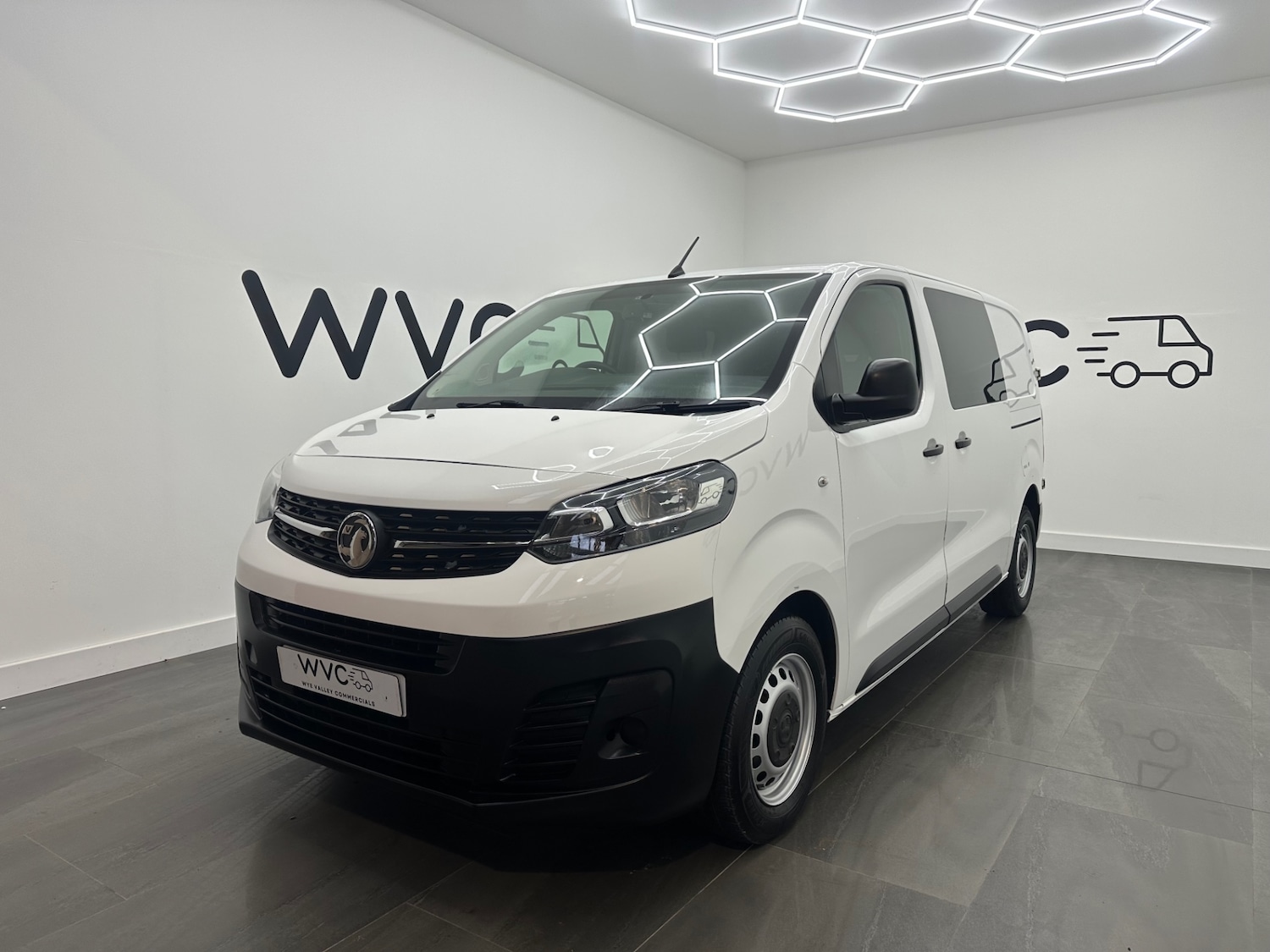 Used Vauxhall Vivaro 2020 for sale - 76722044: Photo 3
