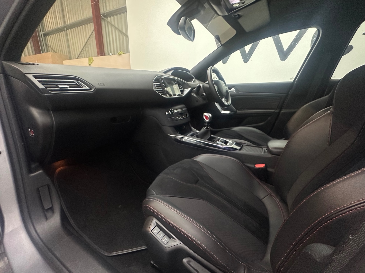 Used Peugeot 308 2021 for sale - 76946938: Photo 11