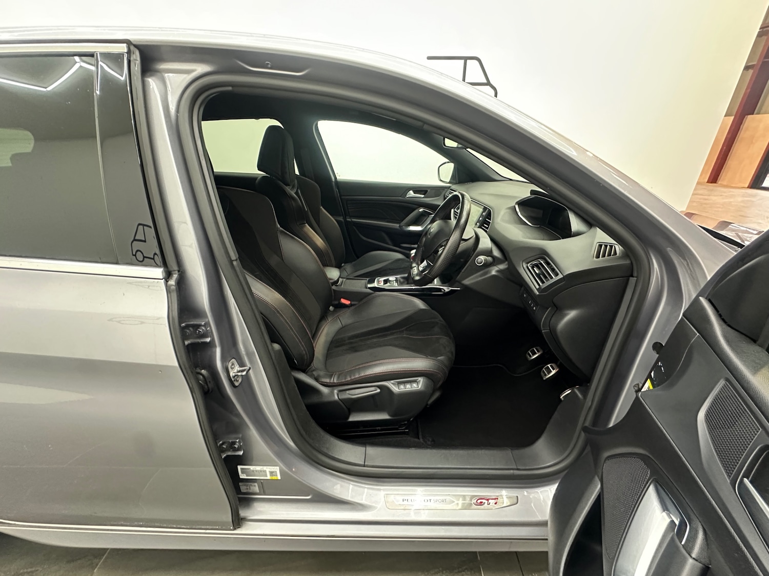 Used Peugeot 308 2021 for sale - 76946938: Photo 26