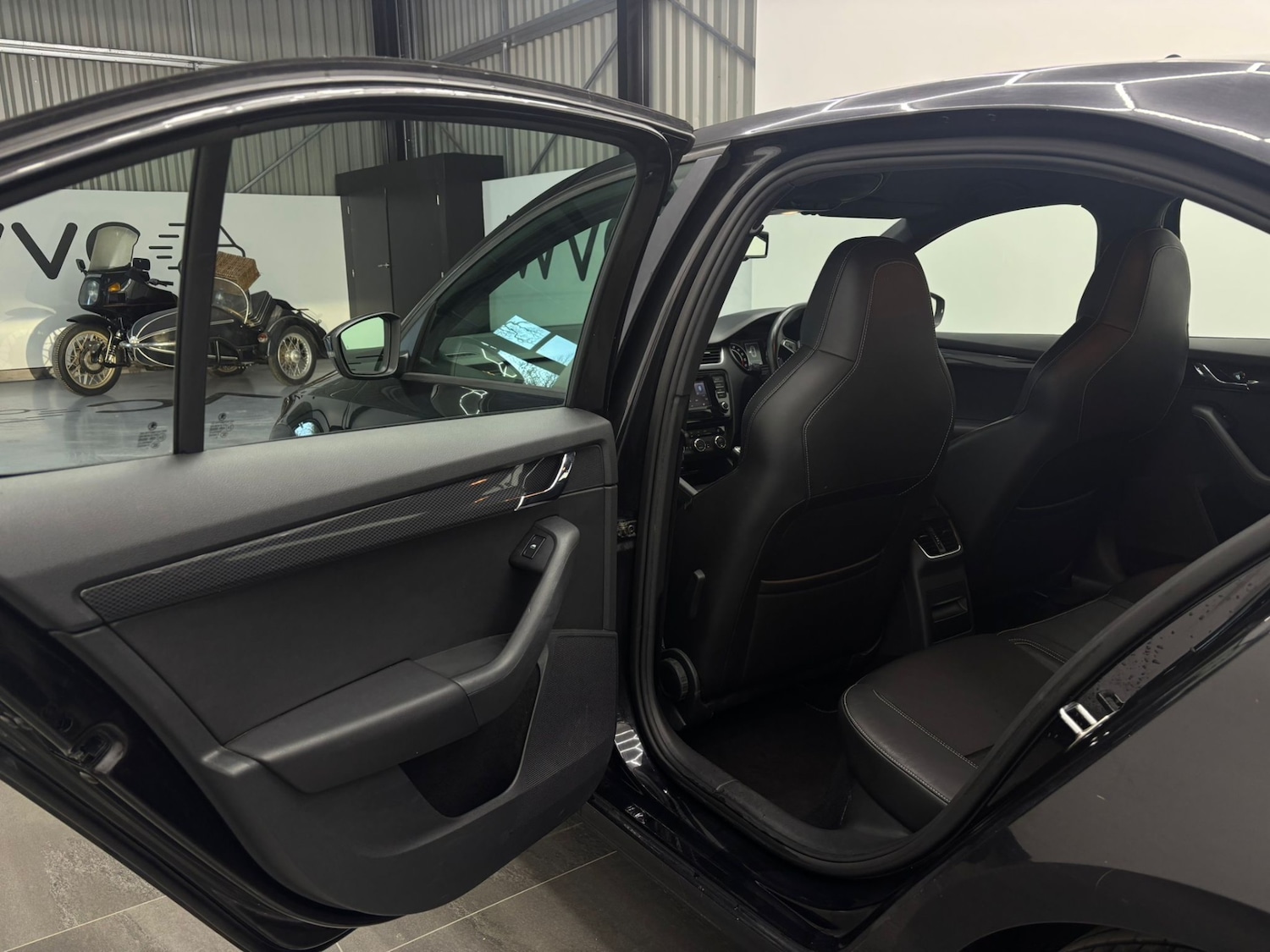 Used Skoda Octavia 2014 for sale - 77945805: Photo 11