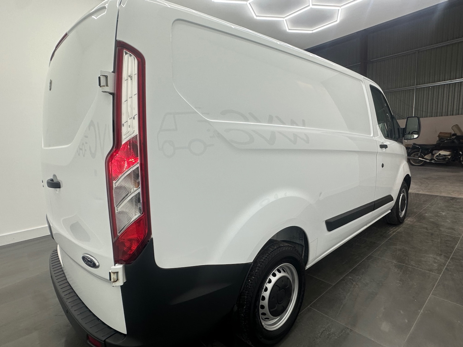 Used Ford Transit Custom 2018 for sale - 76692688: Photo 17