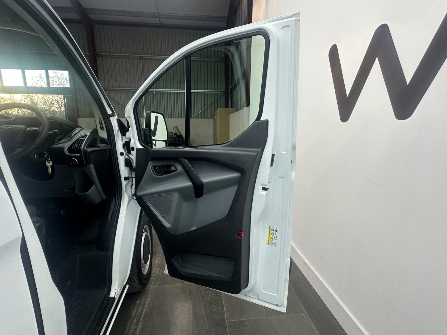 Used Ford Transit Custom 2018 for sale - 76692688: Photo 19