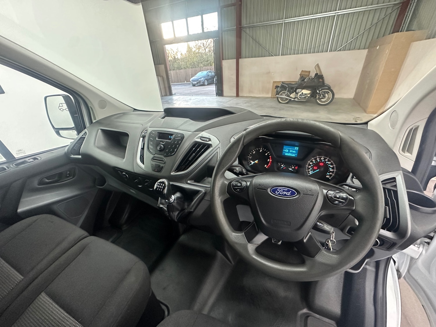 Used Ford Transit Custom 2018 for sale - 76692688: Photo 27