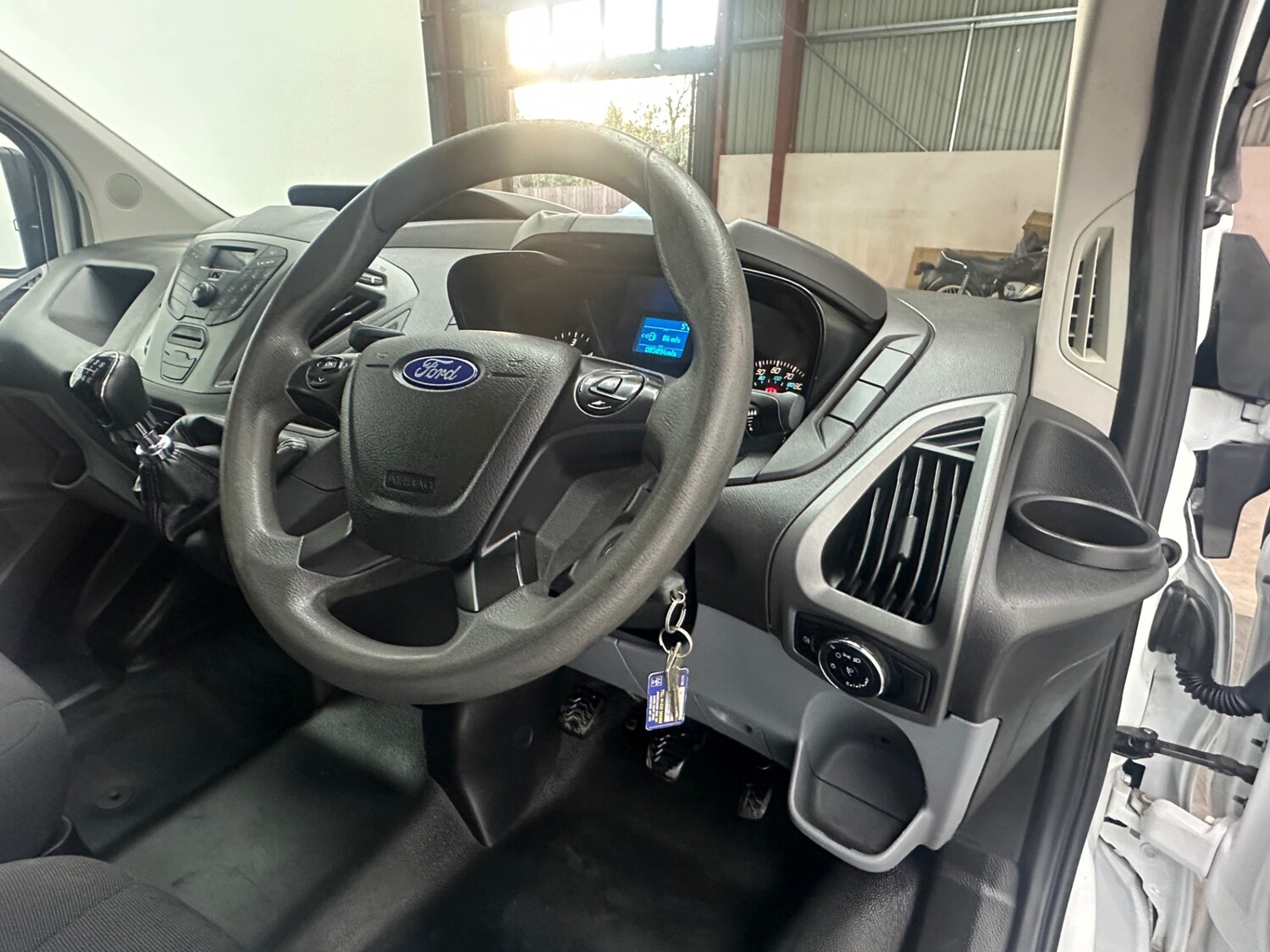 Used Ford Transit Custom 2018 for sale - 76692688: Photo 32