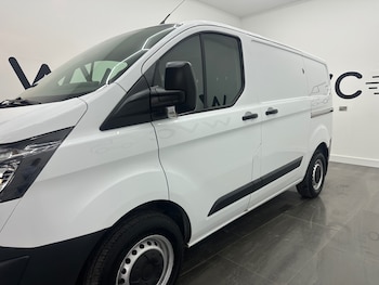 Used Ford Transit Custom 2018 for sale - 76692688: Photo