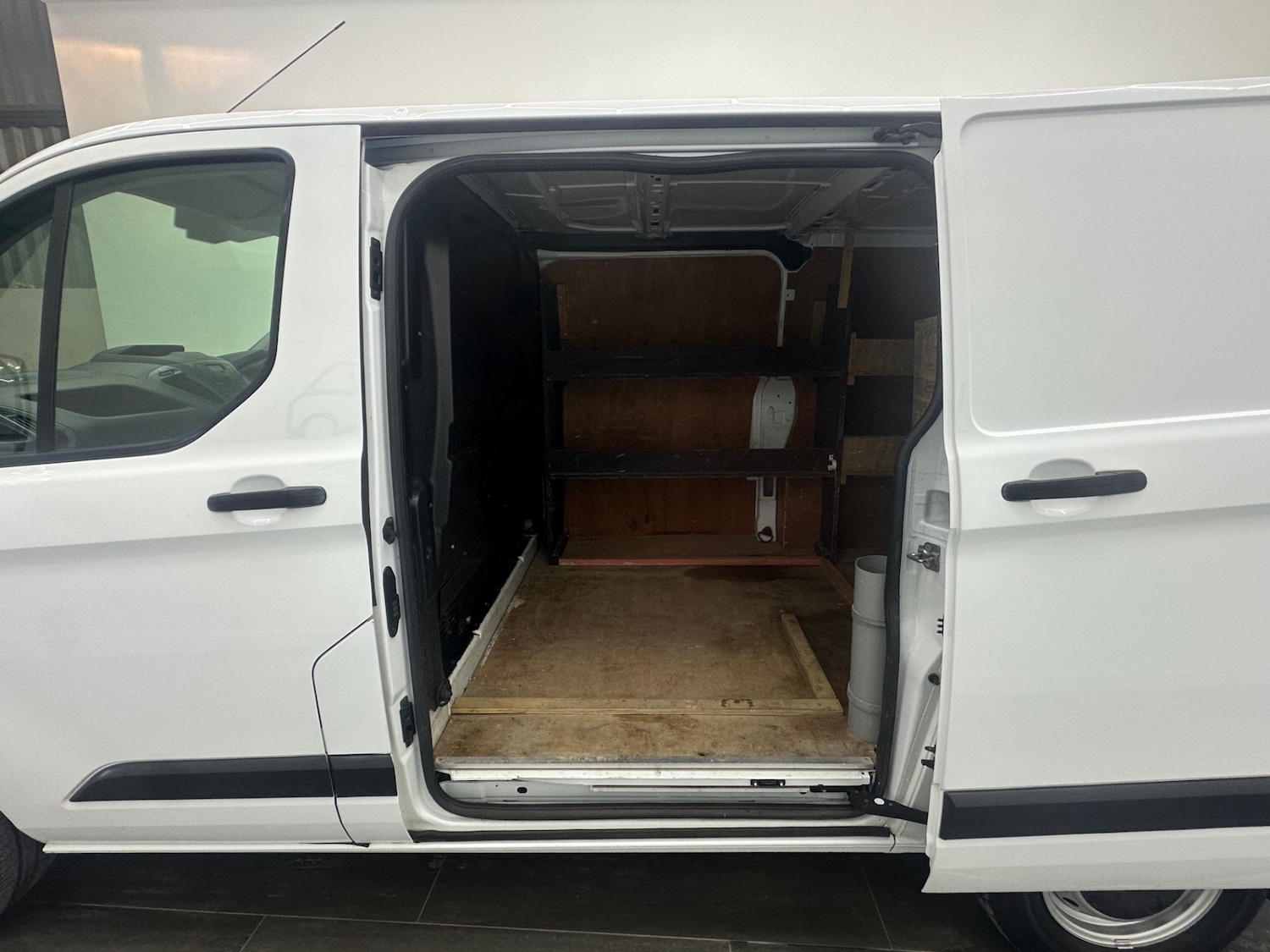 Used Ford Transit Custom 2018 for sale - 76692688: Photo 6