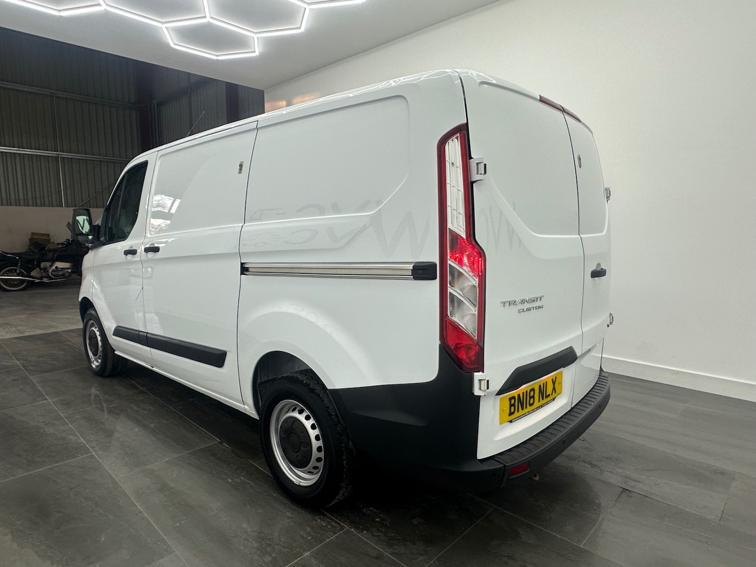 Used Ford Transit Custom 2018 for sale - 76692688: Photo 9