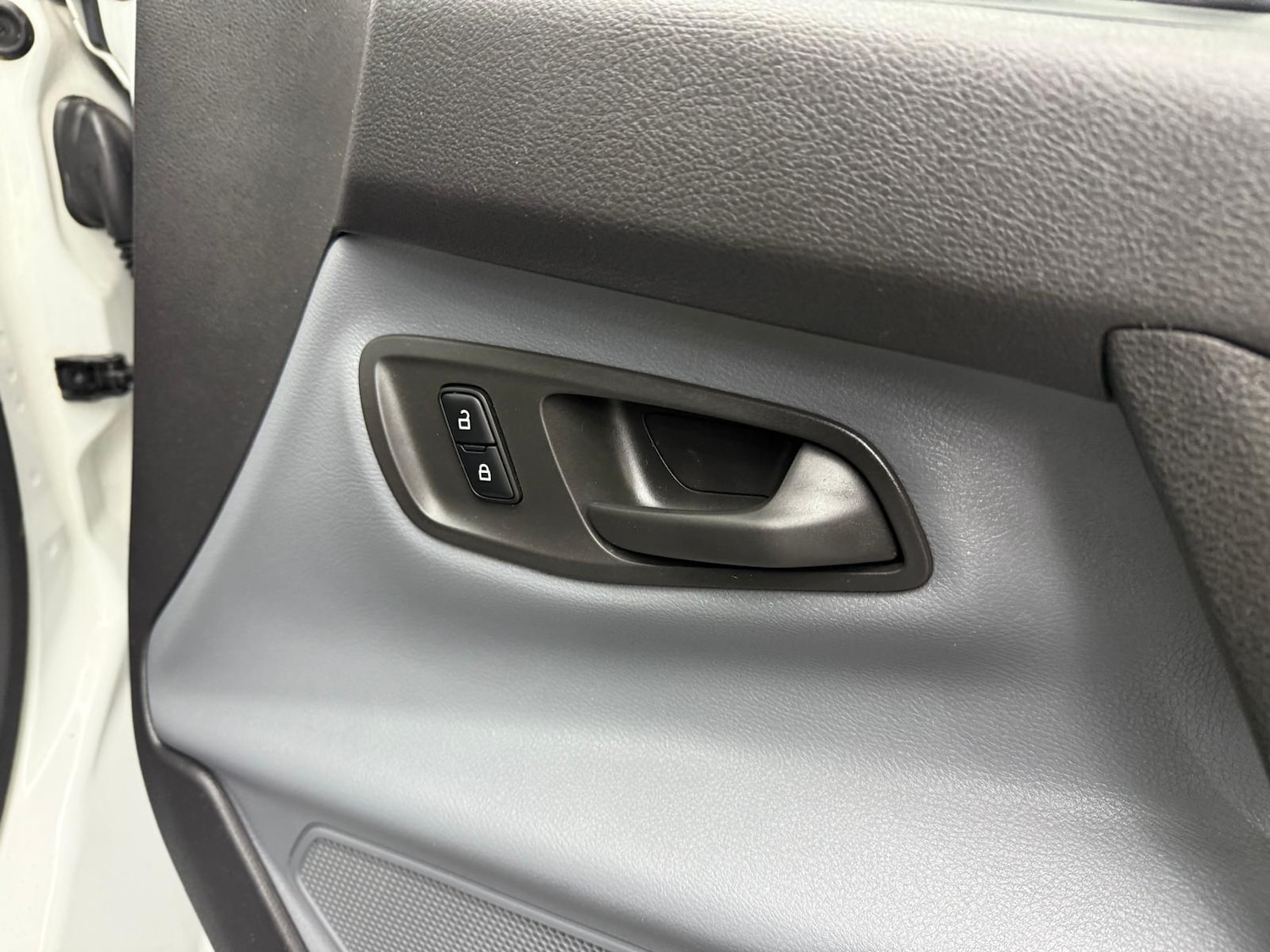 Used Ford Transit Custom 2017 for sale - 76637517: Photo 23