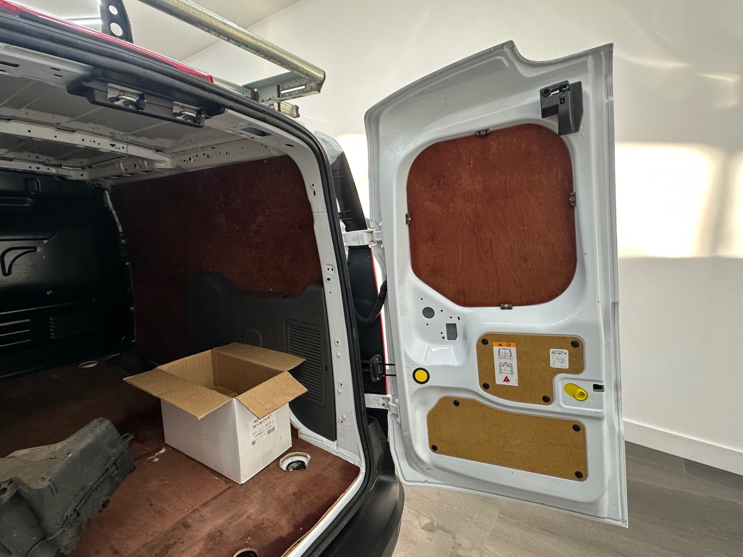 Used Ford Transit Connect 2020 for sale - 77103624: Photo 16