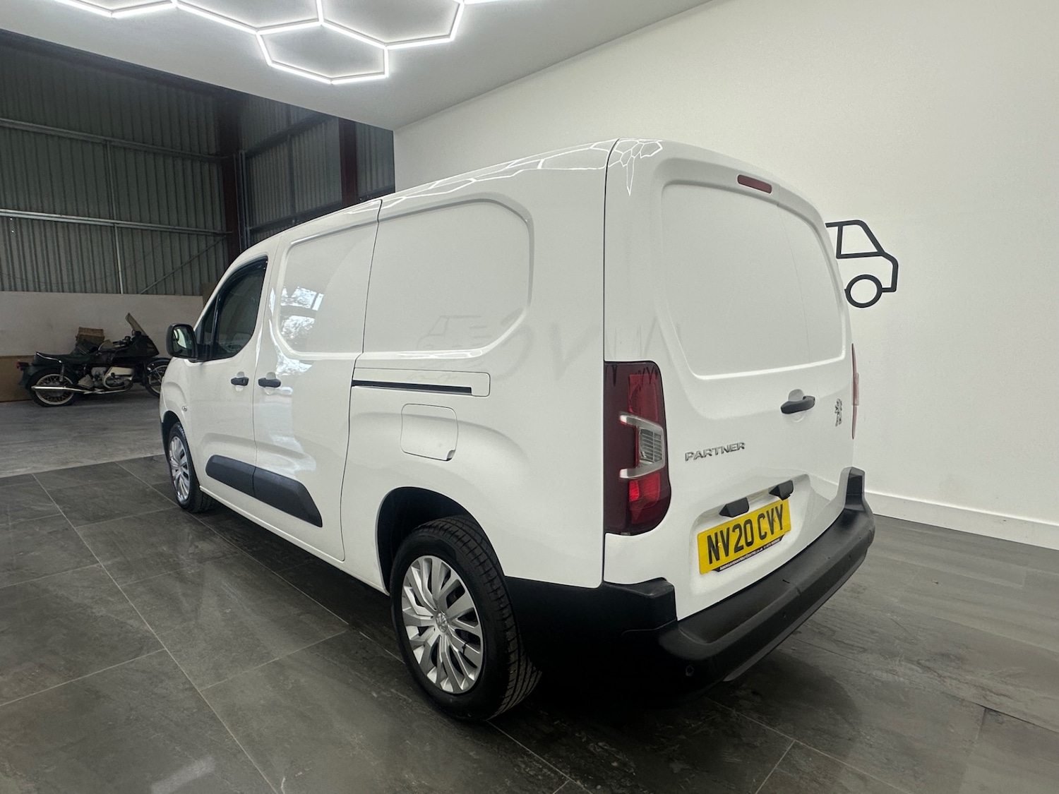 Used Peugeot Partner 2020 for sale - 76694682: Photo 11