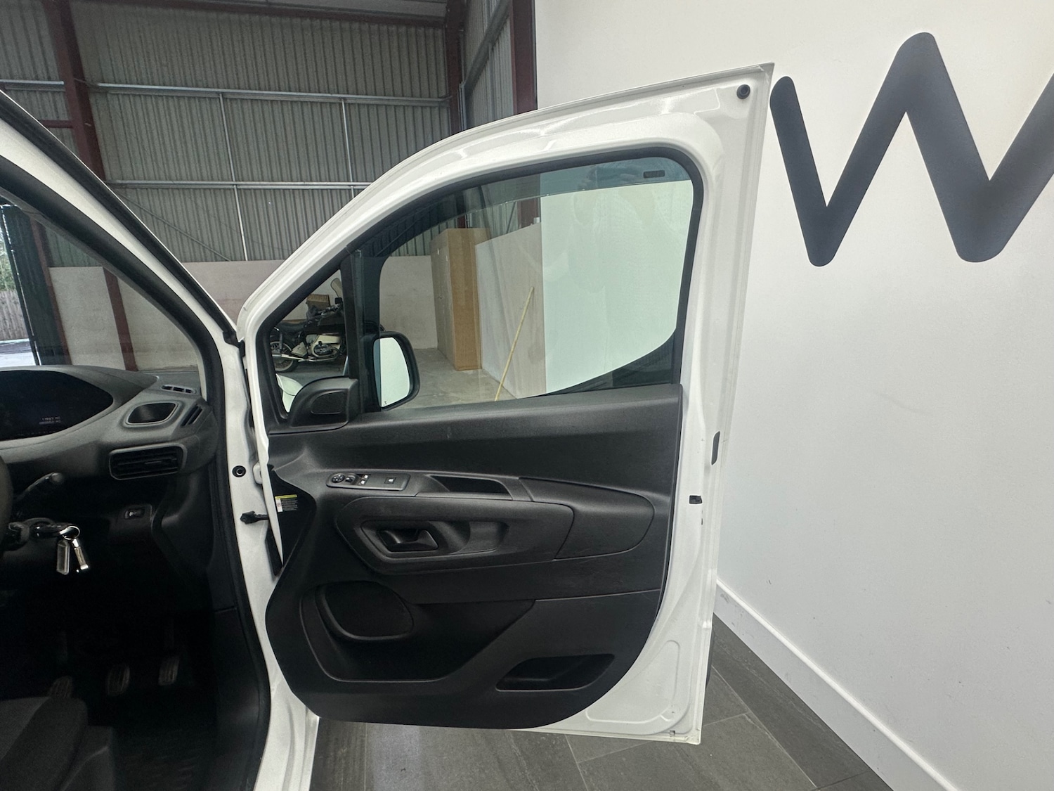 Used Peugeot Partner 2020 for sale - 76694682: Photo 22