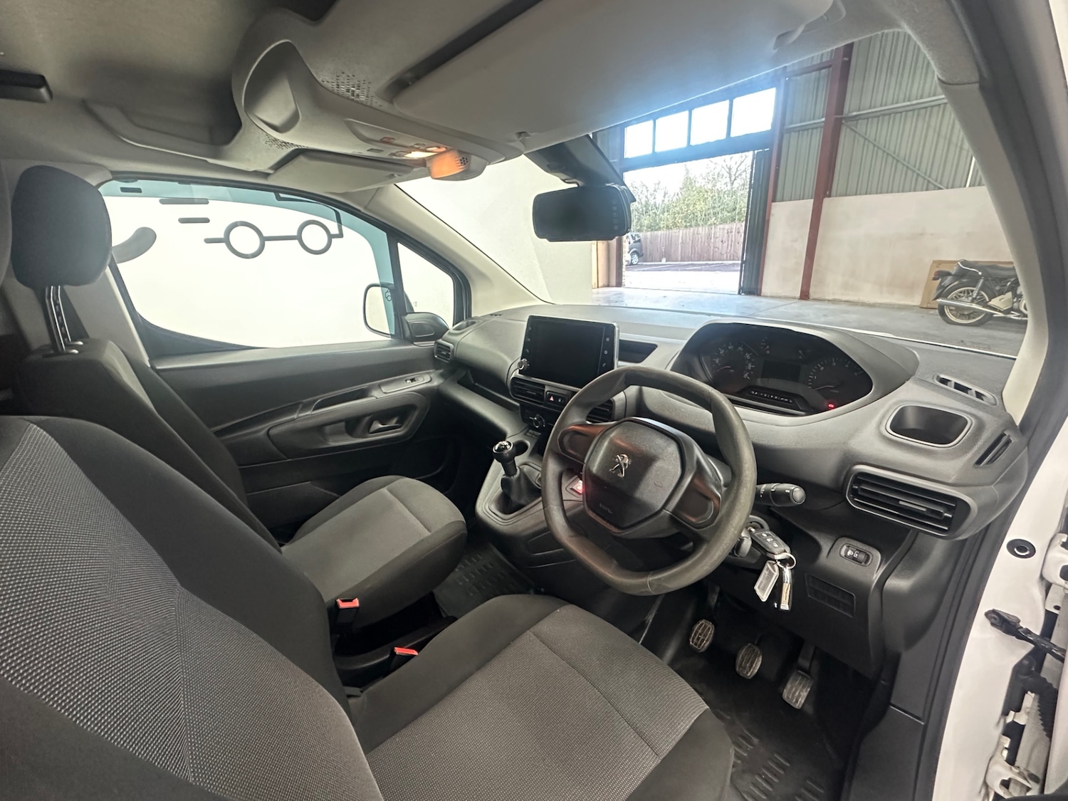 Used Peugeot Partner 2020 for sale - 76694682: Photo 25