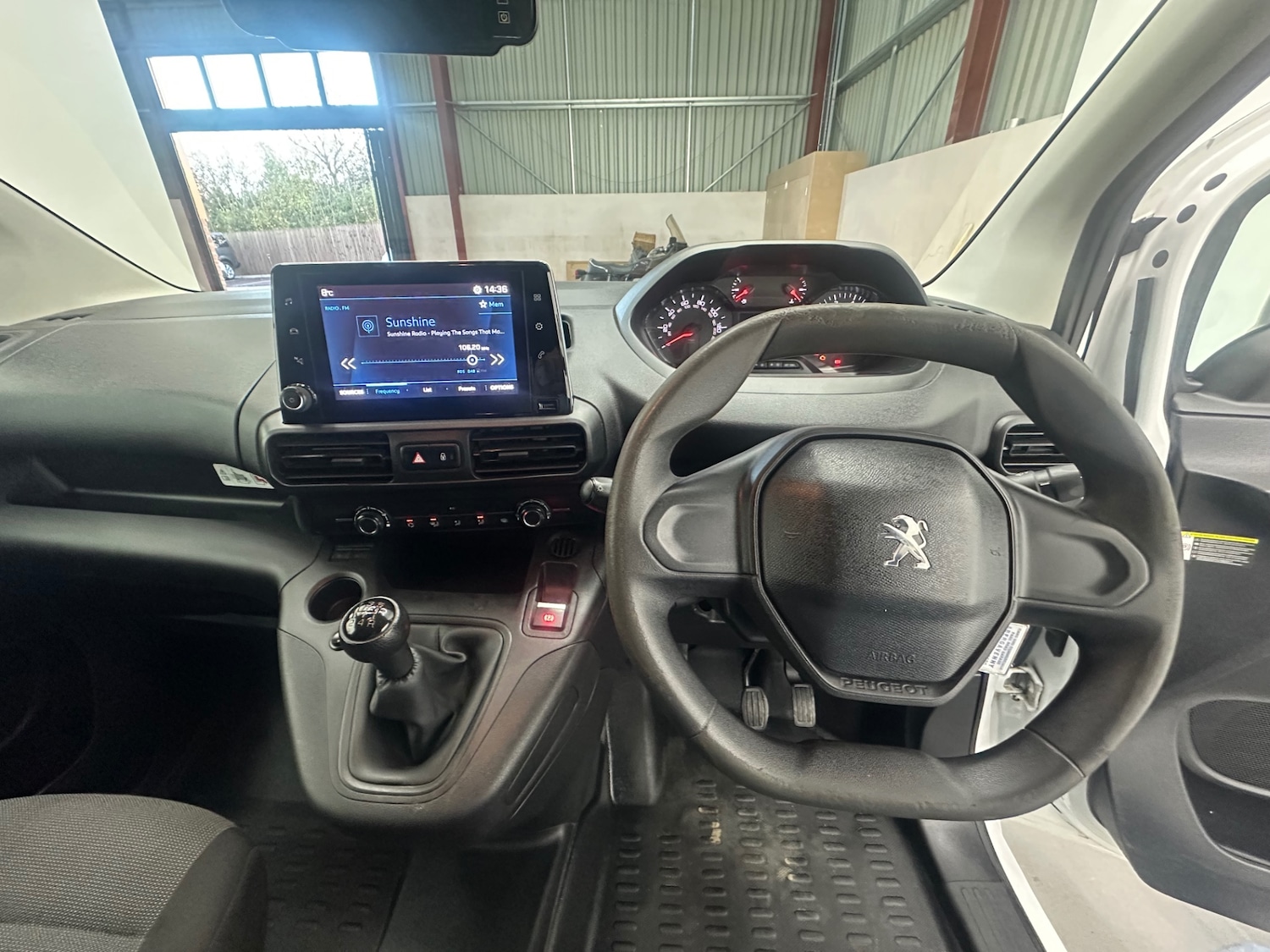 Used Peugeot Partner 2020 for sale - 76694682: Photo 27