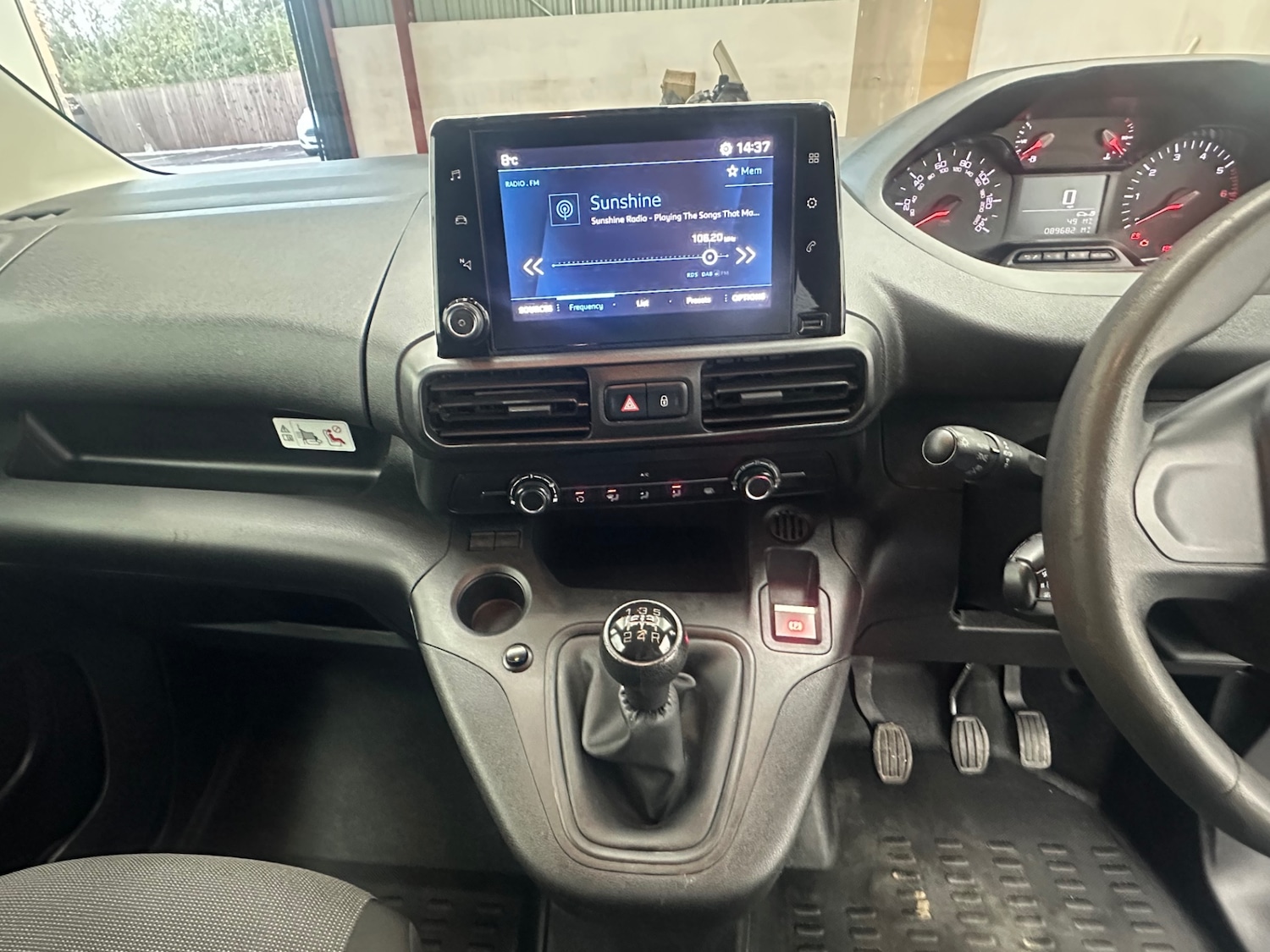 Used Peugeot Partner 2020 for sale - 76694682: Photo 28